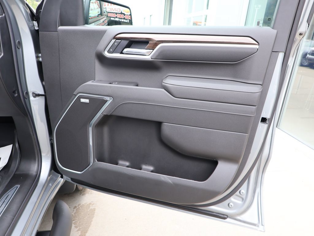 New 2026 Chevrolet Silverado 1500 RST w/ All Star Edition Plus AWD/4WD image 38