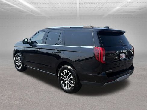 Used 2025 Ford Expedition Platinum AWD/4WD image 9