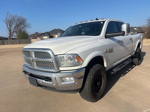 Used 2018 RAM 2500 Laramie image 1