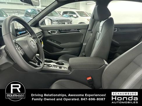 Used 2025 Honda Civic Sport image 3