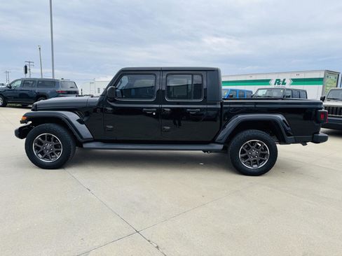 Used 2022 Jeep Gladiator Overland w/ Popular Equipment Package AWD/4WD image 30