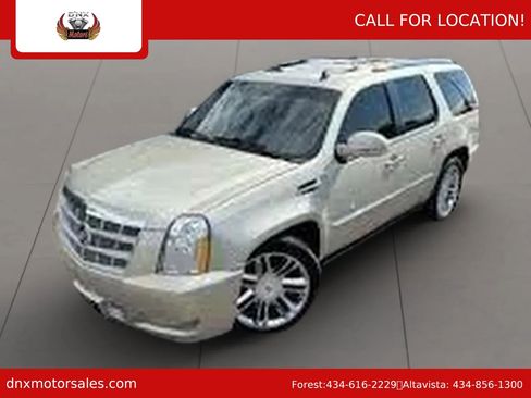 Used 2013 Cadillac Escalade Premium AWD/4WD image 1