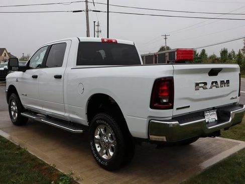 Used 2025 RAM 2500 Big Horn image 36