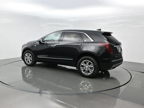 Certified 2023 Cadillac XT5 Premium Luxury AWD/4WD image 3