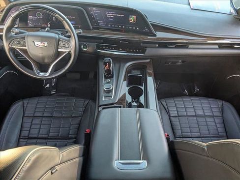 Used 2021 Cadillac Escalade ESV Sport Platinum w/ Heavy-Duty Trailer Package image 17