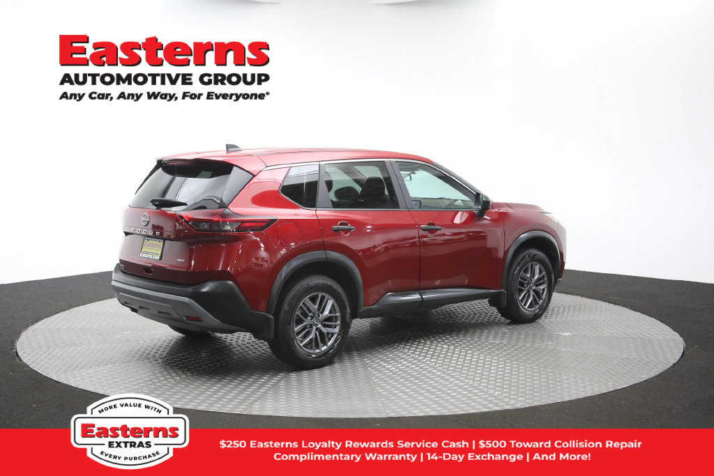 Used 2023 Nissan Rogue S AWD/4WD image 43