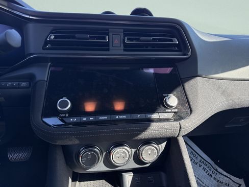 Used 2025 Nissan Z Sport w/ Floor Mat Package RWD image 11