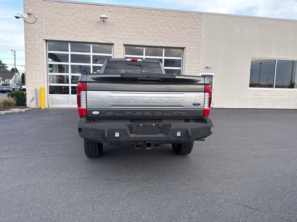 Used 2019 Ford F350 Platinum w/ Platinum Ultimate Package AWD/4WD image 5