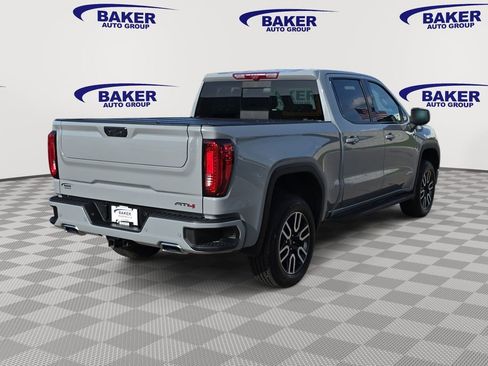 Used 2024 GMC Sierra 1500 AT4 w/ Technology Package AWD/4WD image 5