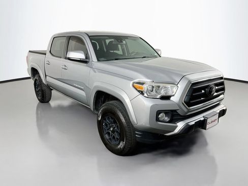 Used 2021 Toyota Tacoma SR5 RWD image 3