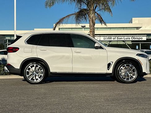 New 2026 BMW X5 xDrive50e w/ Executive Package AWD/4WD image 2