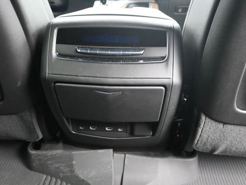 Used 2023 Cadillac Escalade Sport Platinum w/ LPO, ONYX Package image 13