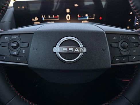 New 2026 Nissan Sentra SR w/ Floor Mat Package FWD image 22