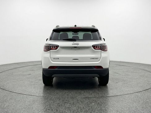 Used 2025 Jeep Compass Limited AWD/4WD image 7