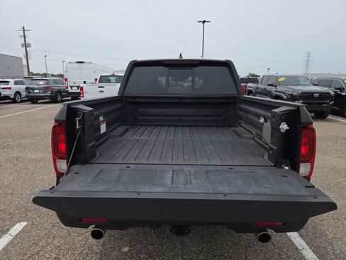 Used 2023 Honda Ridgeline RTL-E image 9