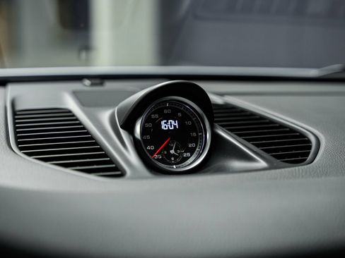 Used 2016 Porsche 911 Carrera S RWD image 12
