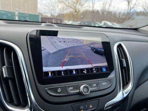 Used 2024 Chevrolet Equinox LT AWD/4WD image 14