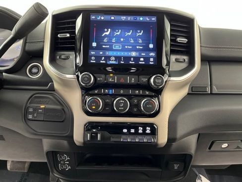 Used 2024 RAM 2500 Laramie w/ Safety Group AWD/4WD image 24