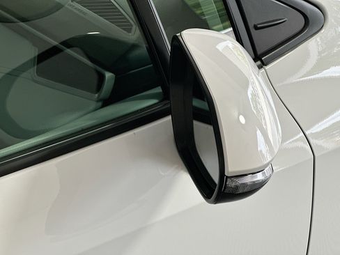 Used 2024 Toyota Corolla SE FWD image 10