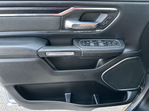 Used 2024 RAM 1500 Laramie RWD image 30