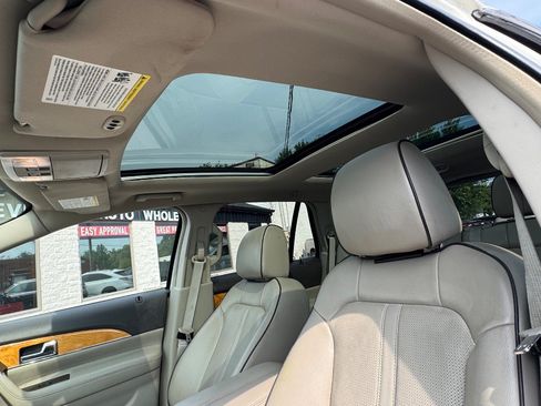 Used 2012 Lincoln MKX AWD image 27