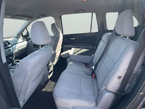 Used 2018 Honda Pilot EX image 32