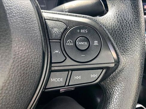 Used 2024 Toyota Corolla LE FWD image 21