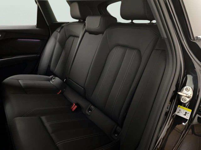 Used 2024 Audi Q4 e-tron Premium Plus w/ Premium Plus AWD/4WD image 67