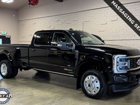 Used 2025 Ford F450 Platinum w/ FX4 Off-Road Package image 1