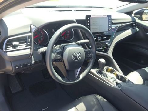 Used 2024 Toyota Camry XSE FWD image 12