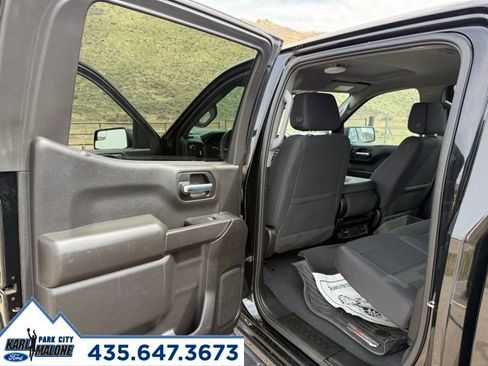Used 2023 Chevrolet Silverado 1500 Custom Trail Boss AWD/4WD image 25