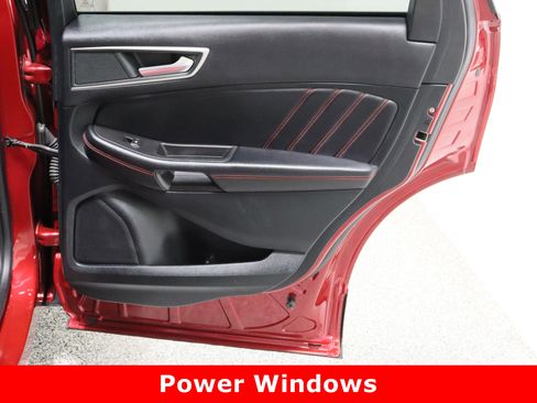 Used 2022 Ford Edge ST-Line image 35