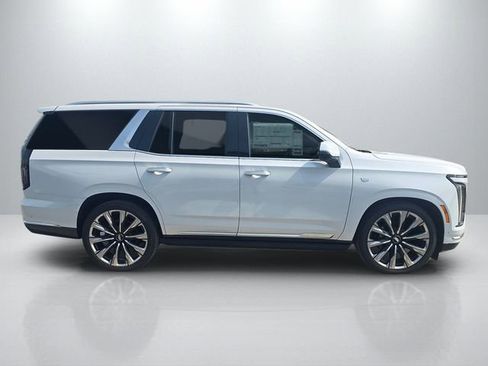 New 2026 Cadillac Escalade Luxury w/ Touring Package AWD/4WD image 4