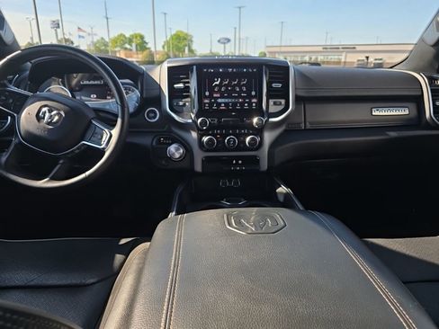 Used 2024 RAM 1500 Laramie image 15