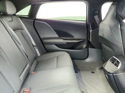 Used 2024 Lucid Air Touring image 24