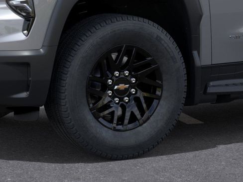 New 2026 Chevrolet Silverado EV LT w/ Plus Package AWD/4WD image 9