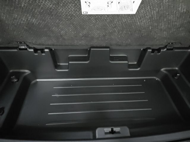 Used 2026 Chevrolet Traverse RS w/ LPO, Floor Liner Package AWD/4WD image 9