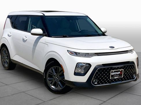 Used 2021 Kia Soul EX FWD image 3
