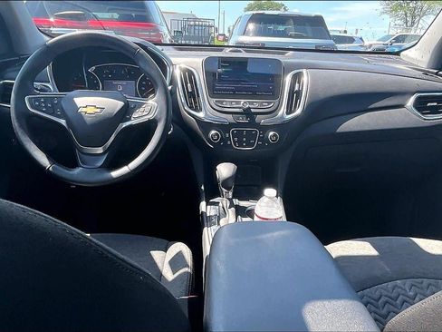 Used 2022 Chevrolet Equinox LT FWD image 16