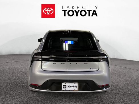 New 2026 Toyota Prius Plug-In Hybrid image 4