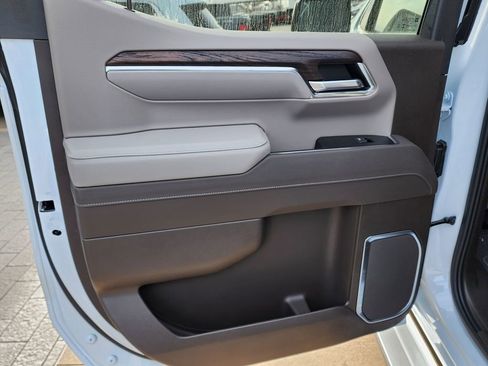 New 2026 GMC Sierra 1500 SLT w/ SLT Premium Plus Package image 41