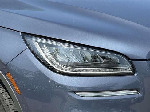 Certified 2022 Lincoln Corsair AWD w/ Premium Package image 7