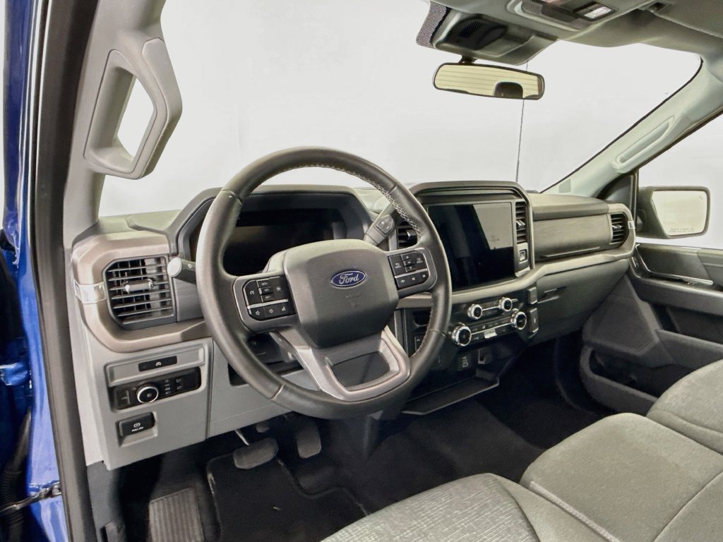 Used 2025 Ford F150 XLT w/ Equipment Group 301A Standard AWD/4WD image 9
