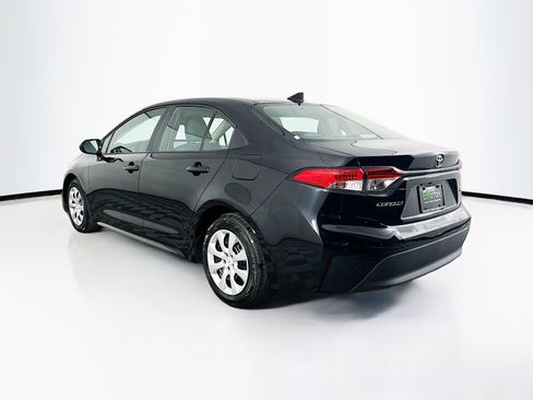 Used 2025 Toyota Corolla LE image 5