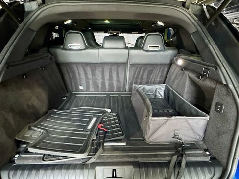 Used 2020 Land Rover Range Rover Sport SVR image 29