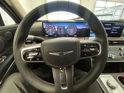 Used 2025 Genesis GV80 3.5T Prestige AWD/4WD image 33