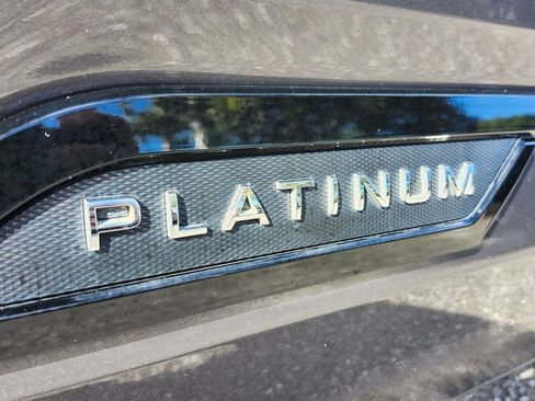 Used 2024 Toyota Sequoia Platinum image 21