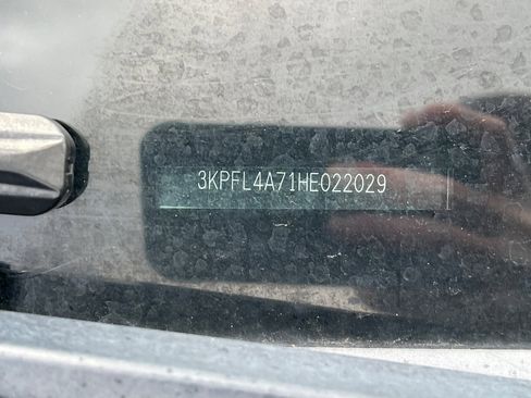 Used 2017 Kia Forte LX w/ LX Popular Package image 3