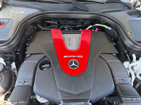 Certified 2022 Mercedes-Benz GLC 43 AMG 4MATIC image 22