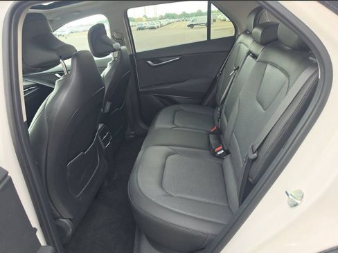Used 2023 Kia Niro Wave w/ Wave Preserve Package FWD image 7